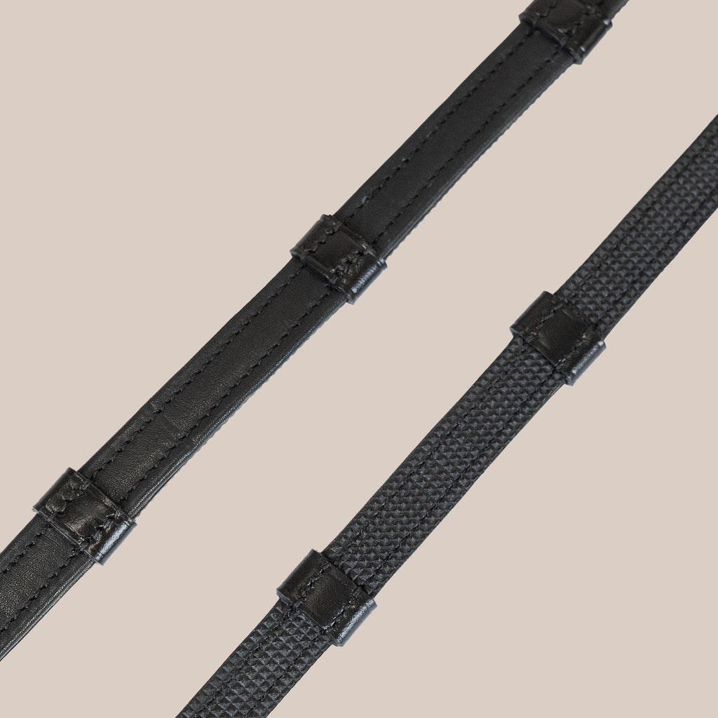 Flat Super Grip Reins with Stops (Black) | No. 39